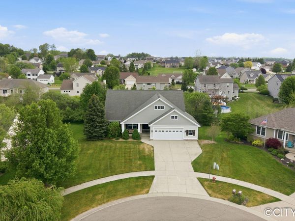 1731 Restoration Drive SW, Byron Center, MI 49315