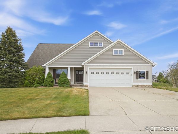 1731 Restoration Drive SW, Byron Center, MI 49315