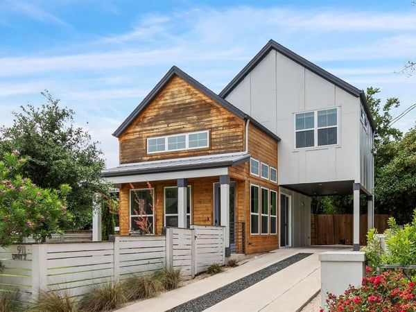 911 Stobaugh ST, Unit 2, Austin, TX 78757