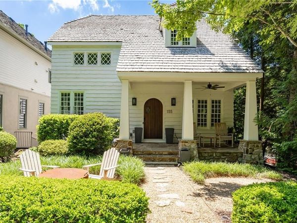 155 Hubbard Road , Woodstock, GA 30188