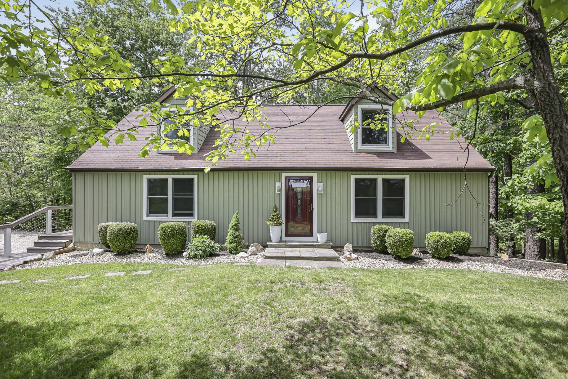 80 Lodge Lane , Sugar Grove, OH 43155 Main Photo