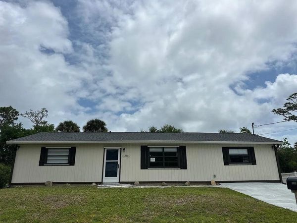 5390 Turton Lane , Other Florida, FL 32127