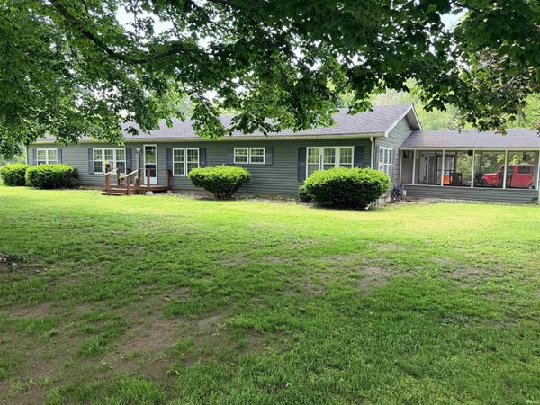 5052 East Country Club Road, Logansport, IN 47947