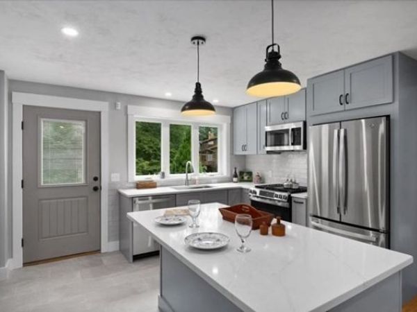 14 Norway Farms Dr, Unit Rear, Norfolk, MA 02056
