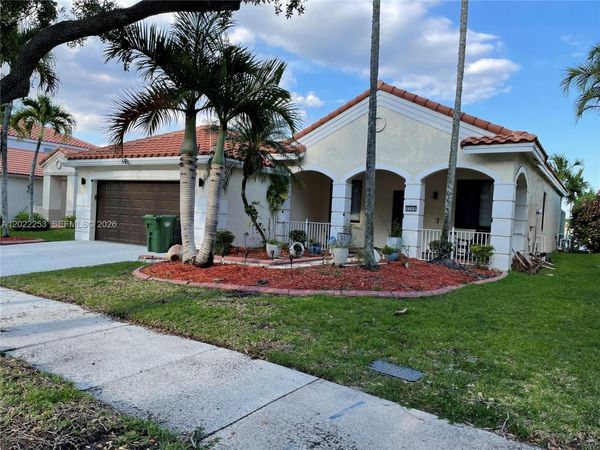 1144 Fairfield Meadows Dr, Weston, FL 33327