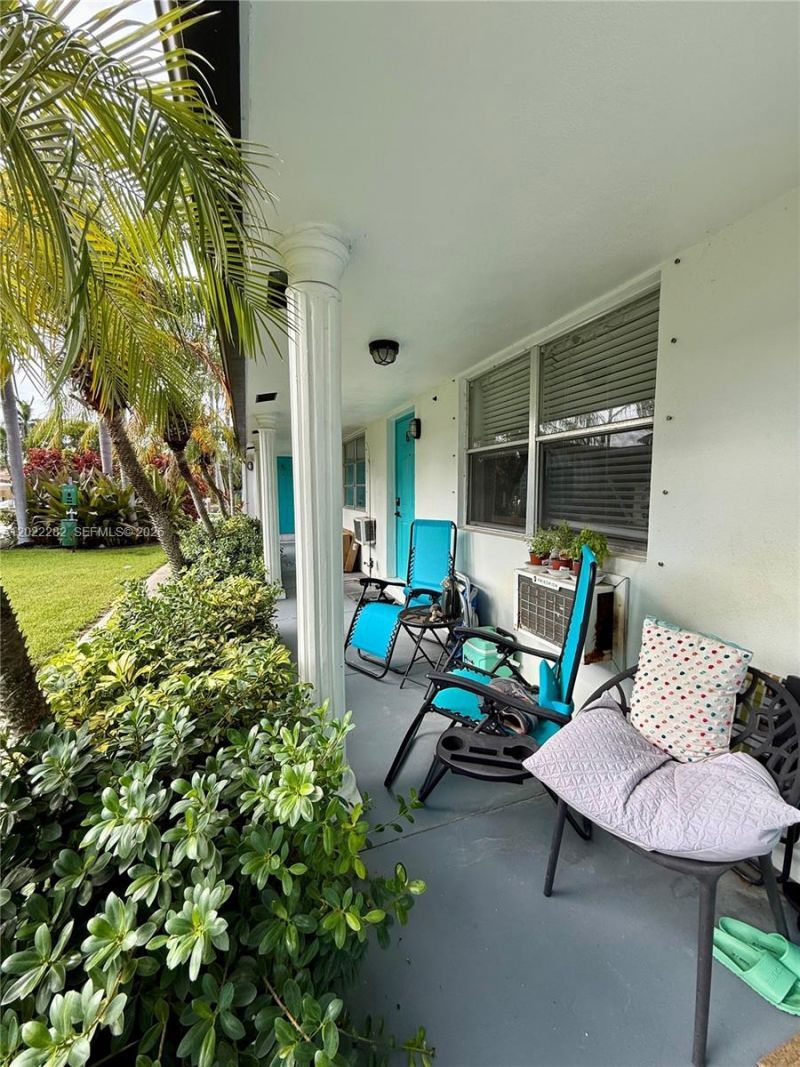 3210 Canal Dr , Unit 5, Pompano Beach, FL 33062 Photo
