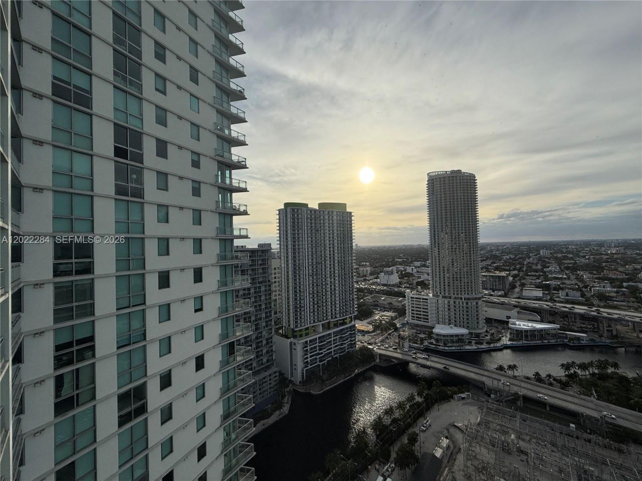 92 SW 3rd St , Unit 3709, Miami, FL 33130 Photo