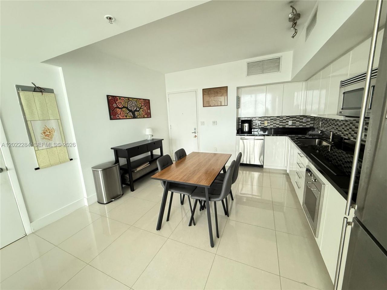 92 SW 3rd St , Unit 3709, Miami, FL 33130 Photo