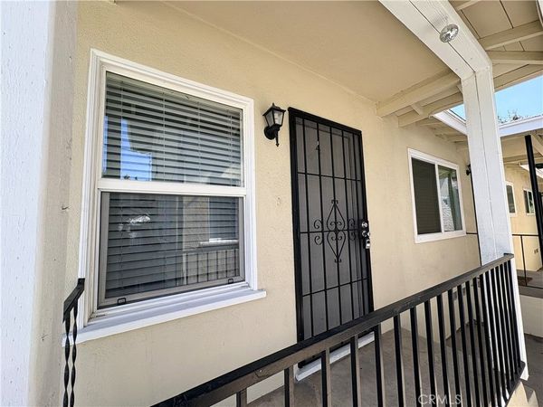 1062 Huntington Boulevard, Unit 4, Pomona, CA 91768