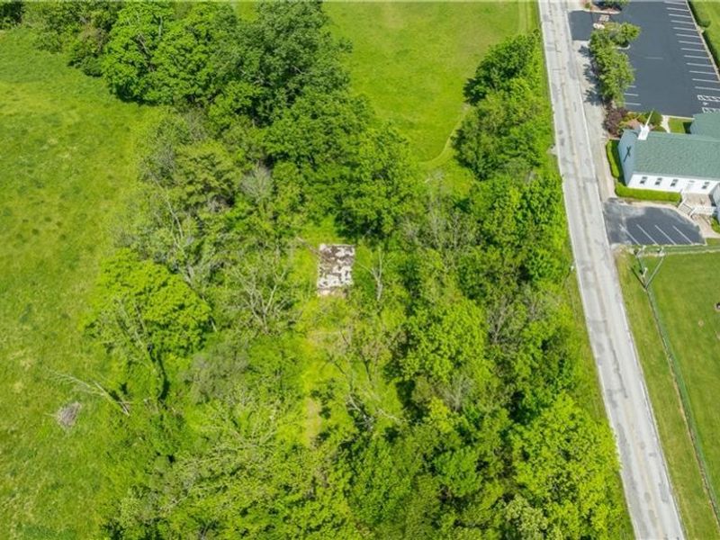 4617 Bath Road, Bath Township, OH 45424 Photo 2