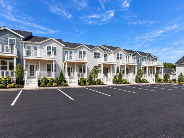 36 Starboard Dr, Unit B, Wareham, MA 02558