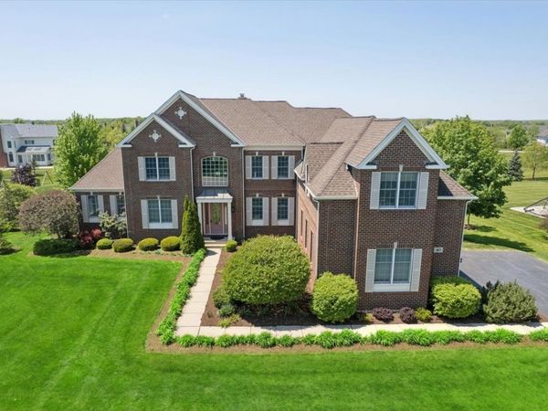40 Wood Oaks Drive , South Barrington, IL 60010