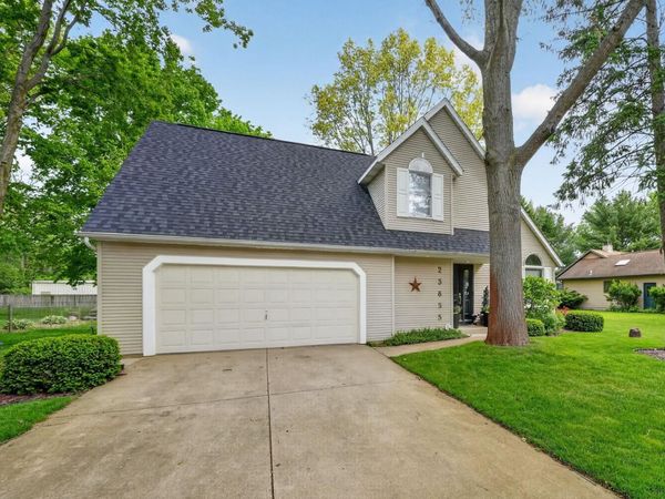 23655 Ridgemont Lane, Elkhart, IN 46516