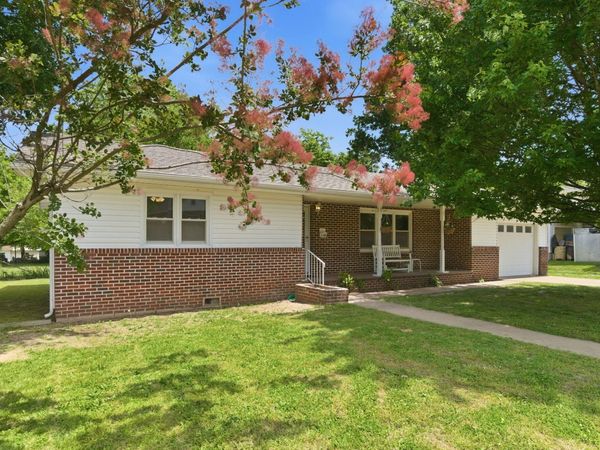 108 S 11th Street , Sarcoxie, MO 64862