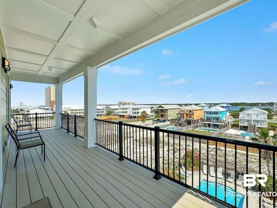 Property Image 100