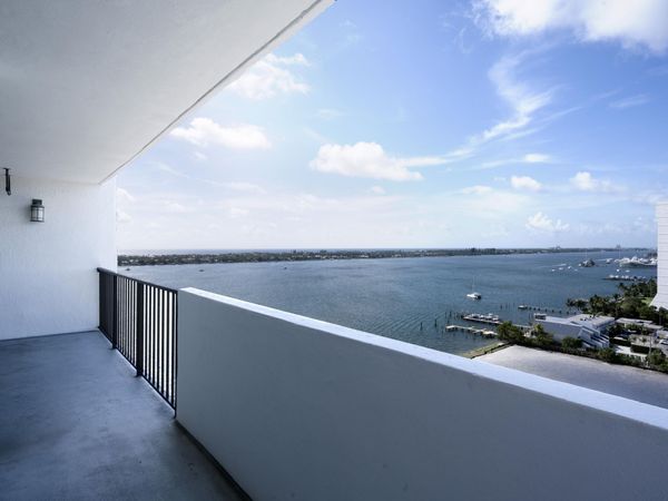 5600 N Flagler Drive, Unit 1605, West Palm Beach, FL 33407