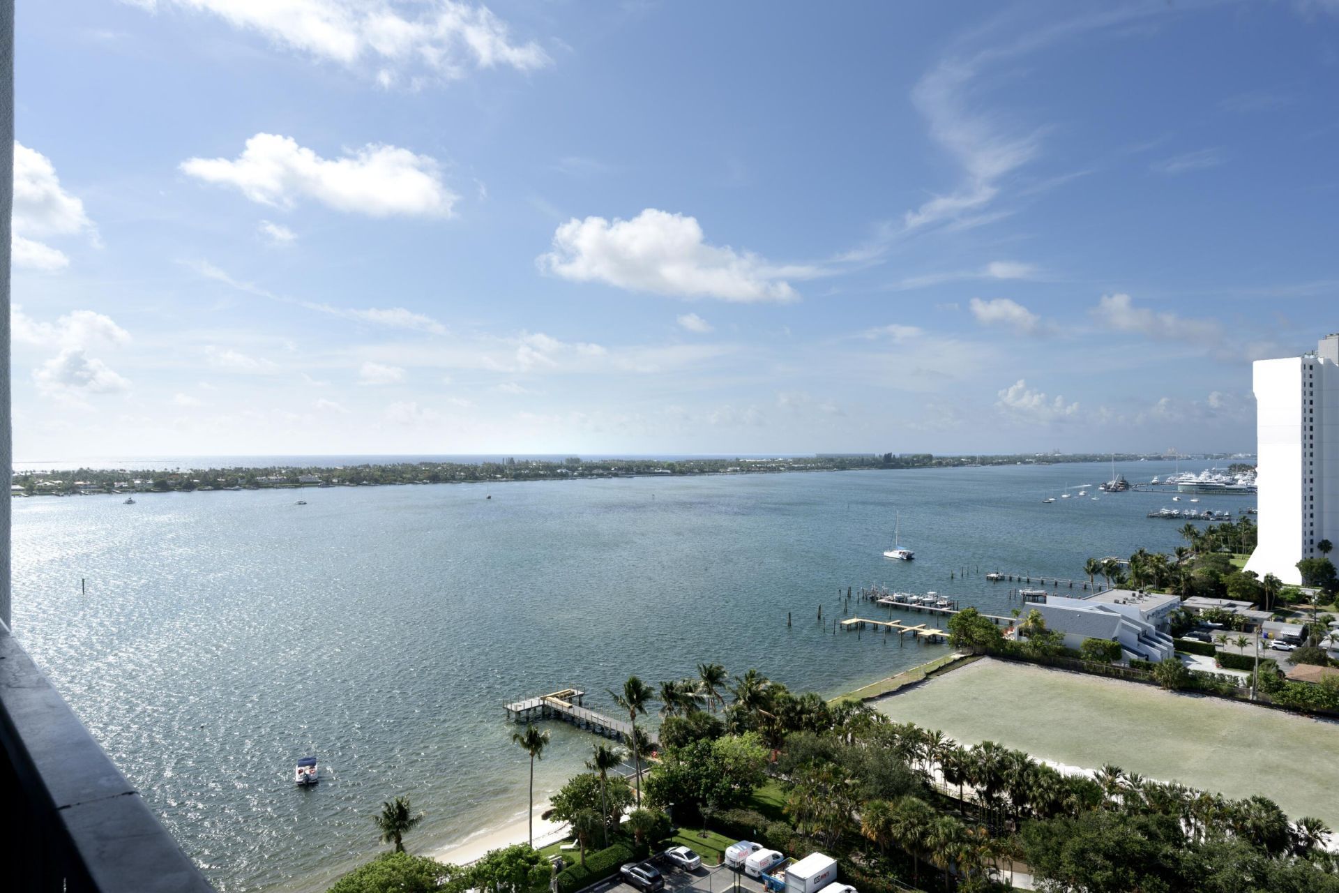 5600 N Flagler Drive, Unit 1605, West Palm Beach, FL 33407 Photo