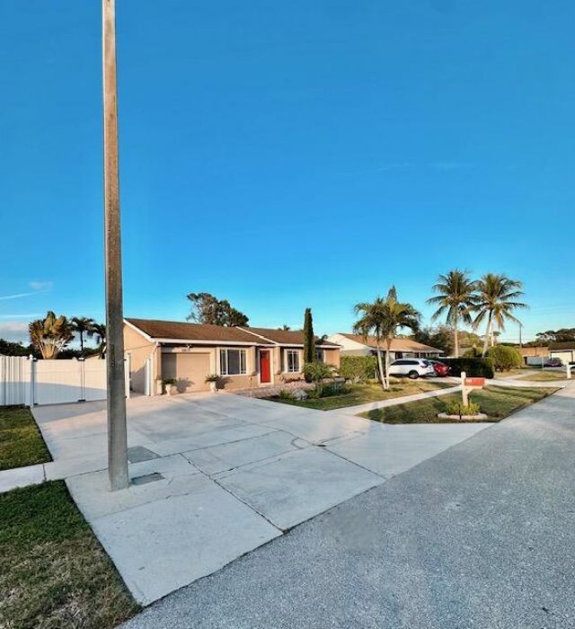 10079 Yeoman Lane, Royal Palm Beach, FL 33411 Photo