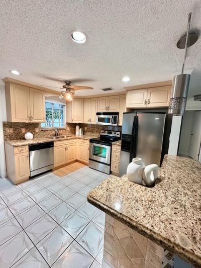 10079 Yeoman Lane, Royal Palm Beach, FL 33411 Photo