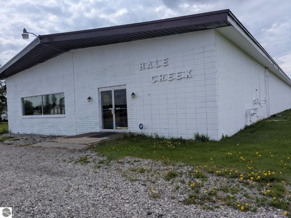 3165 M-65, Hale, MI 48739