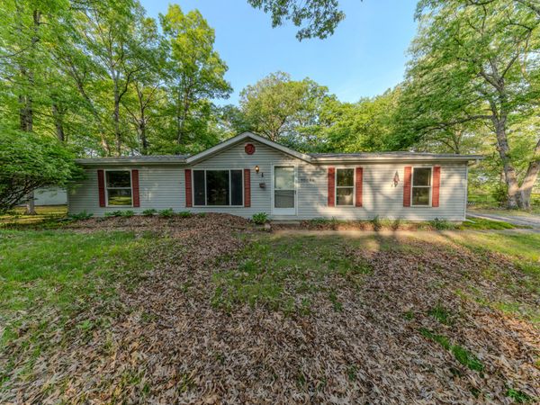 10848 Edgewood Drive , DeMotte, IN 46310