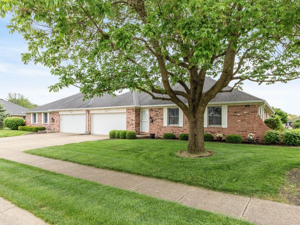 811 S School Street , Brownsburg, IN 46112