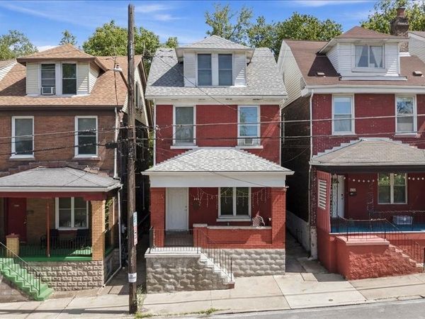 335 Lawn St , Pittsburgh, PA 15213