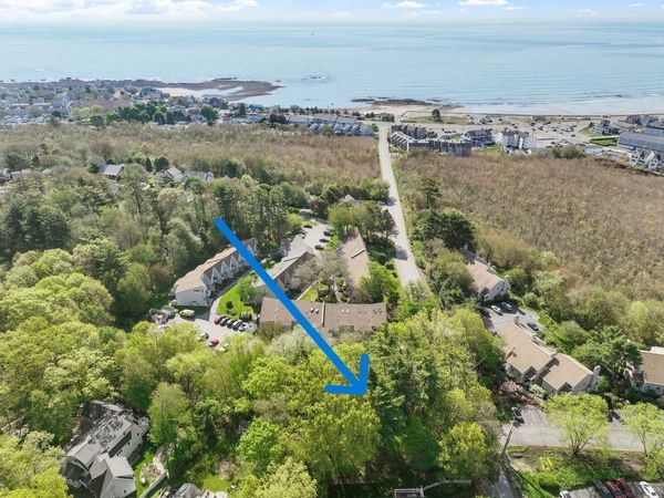 15 Cusack Road, Hampton, NH 03842