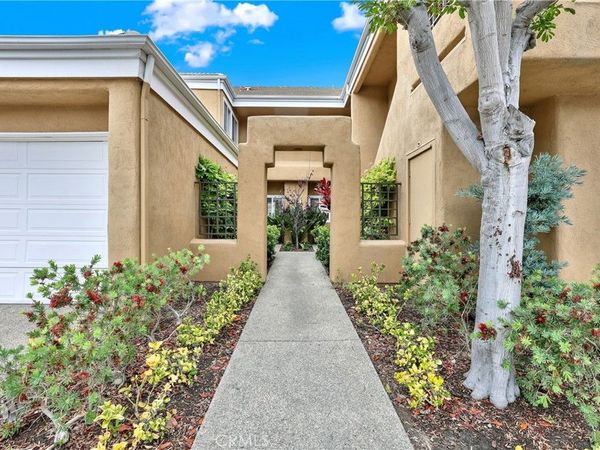 24 Vassar Aisle, Irvine, CA 92612