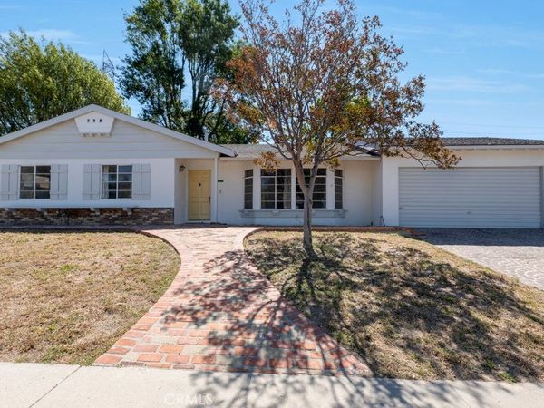 10600 Garden Grove, Porter Ranch, CA 91326