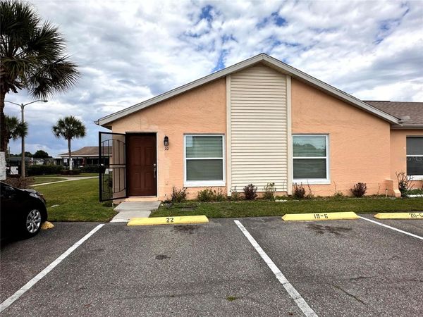 22 W COUNTRY COVE WAY , KISSIMMEE, FL 34743