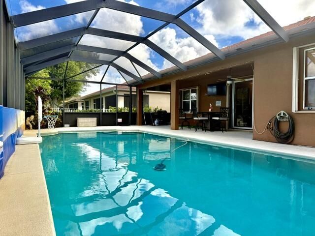 598 NW Waverly Circle S, Port Saint Lucie, FL 34983 Photo