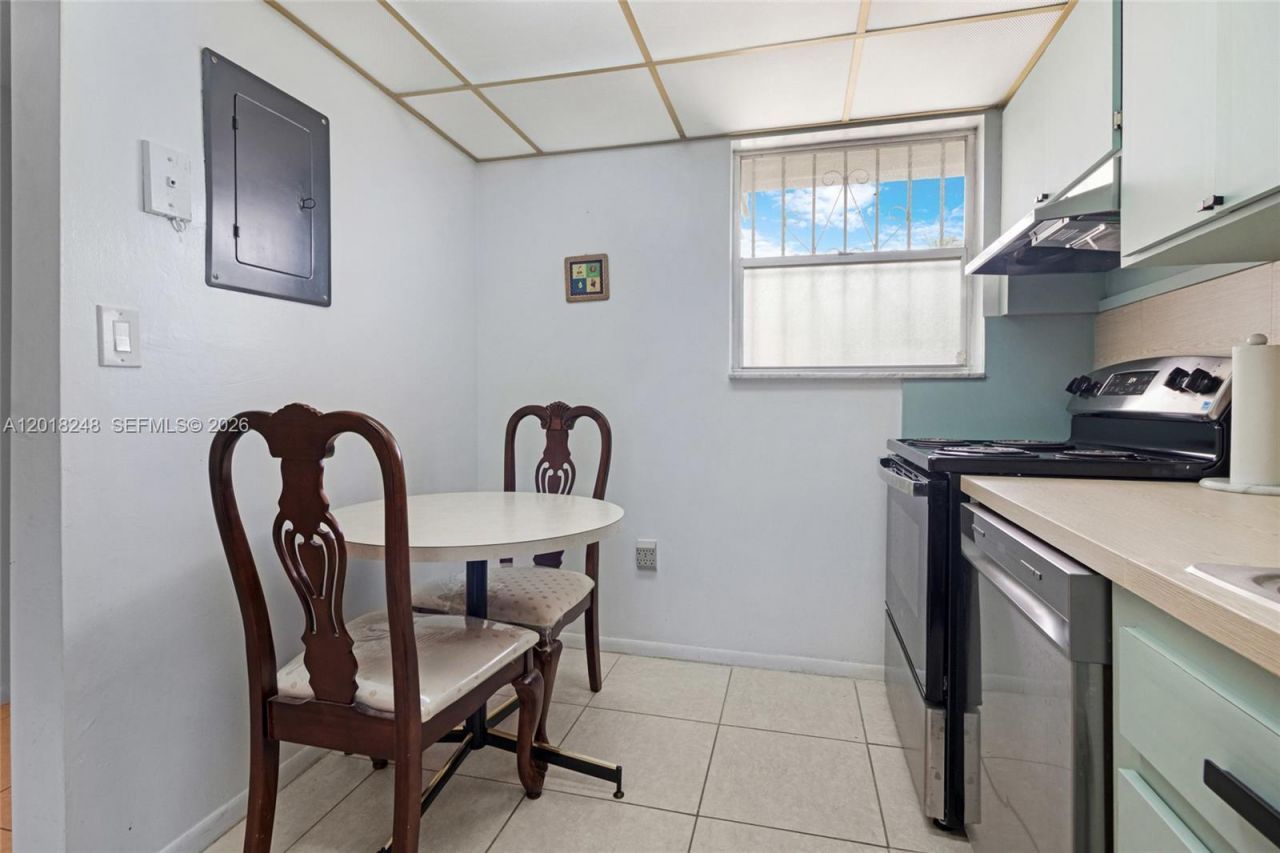 1740 Jefferson Ave , Unit 8, Miami Beach, FL 33139 Photo