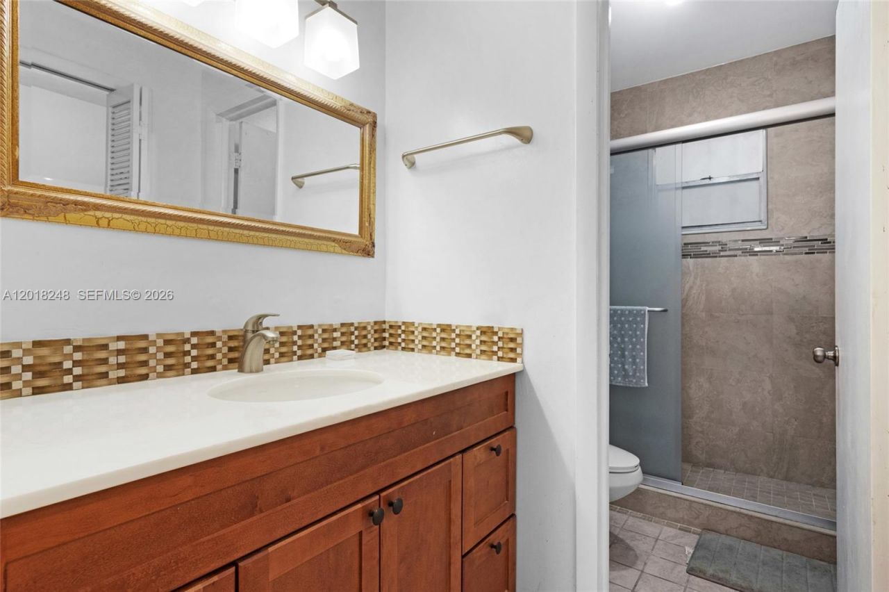 1740 Jefferson Ave , Unit 8, Miami Beach, FL 33139 Photo