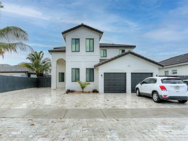 18355 NW 89th Ave , Unit *, Hialeah, FL 33018
