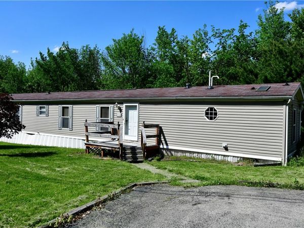 604 Deana Way, Rochester, PA 15074