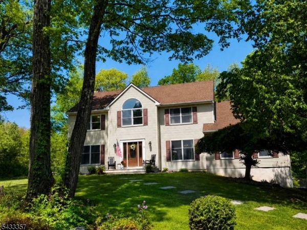 1 Waters Edge, Sparta, NJ 07871