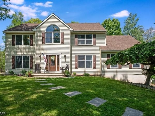 1 Waters Edge, Sparta, NJ 07871