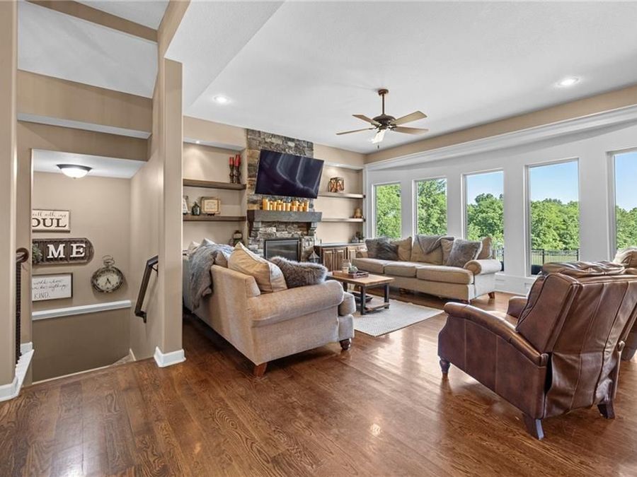 Property Image 28