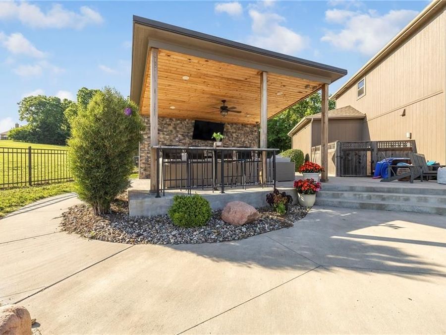 Property Image 60