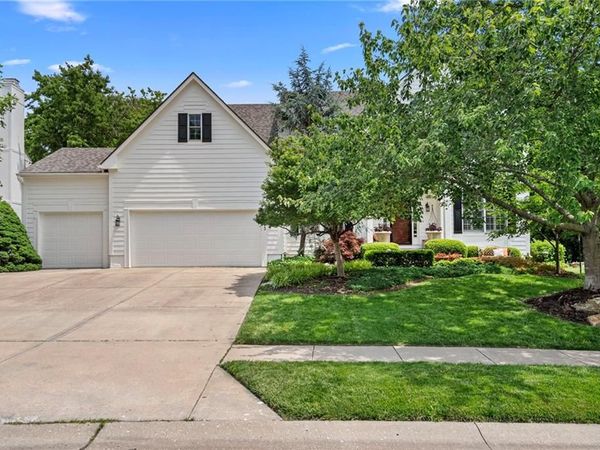12463 Rosehill Street, Overland Park, KS 66213