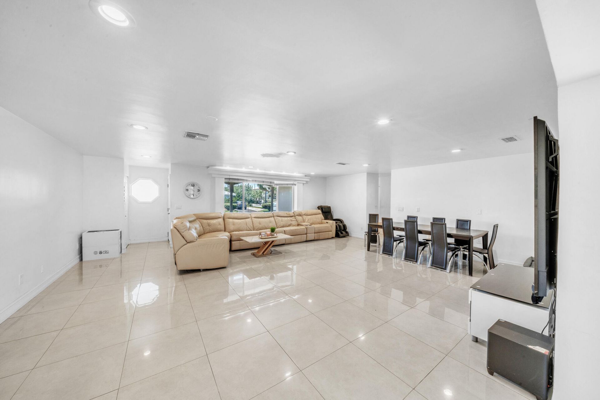 2298 NE 2nd Avenue, Boca Raton, FL 33431 Photo