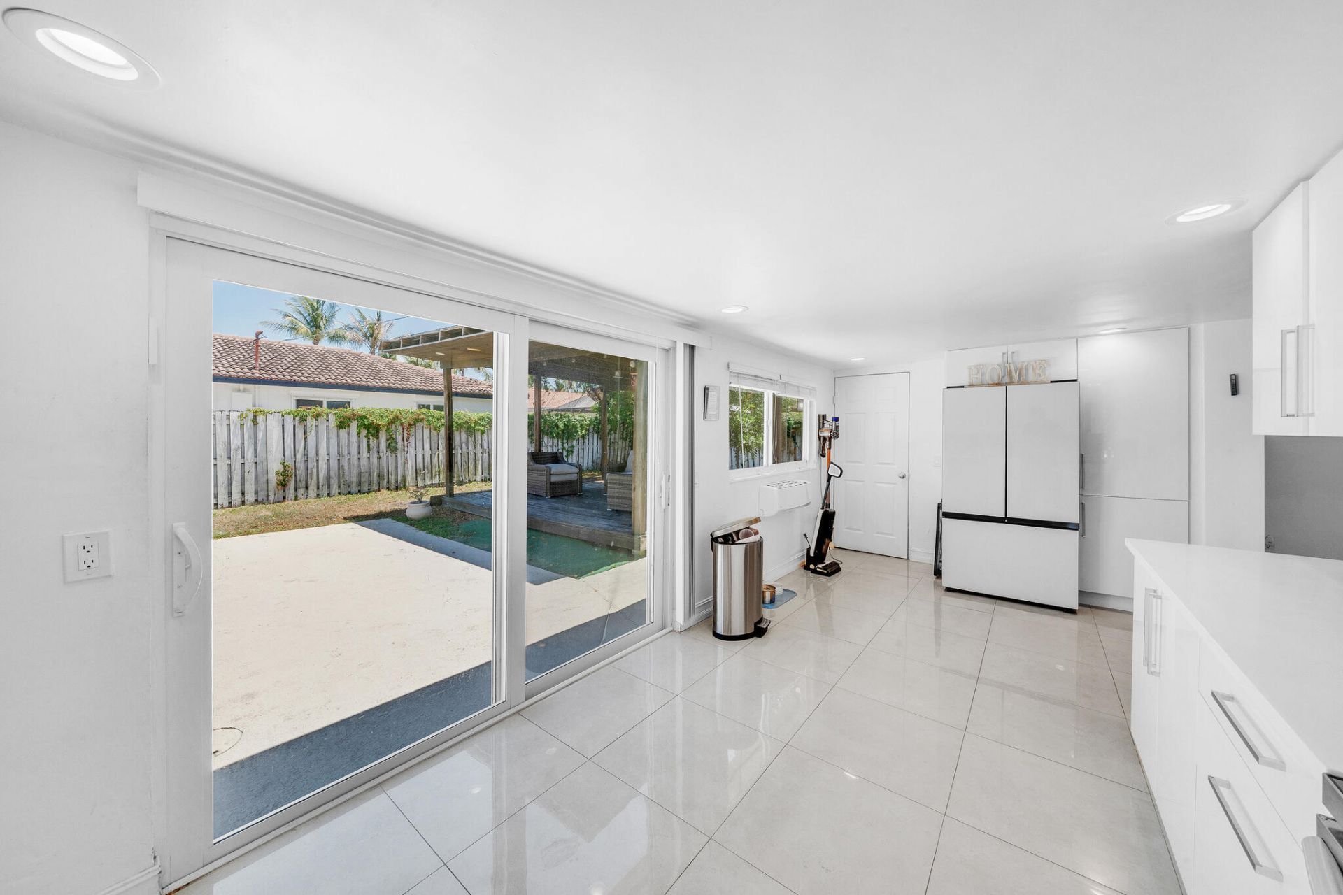 2298 NE 2nd Avenue, Boca Raton, FL 33431 Photo