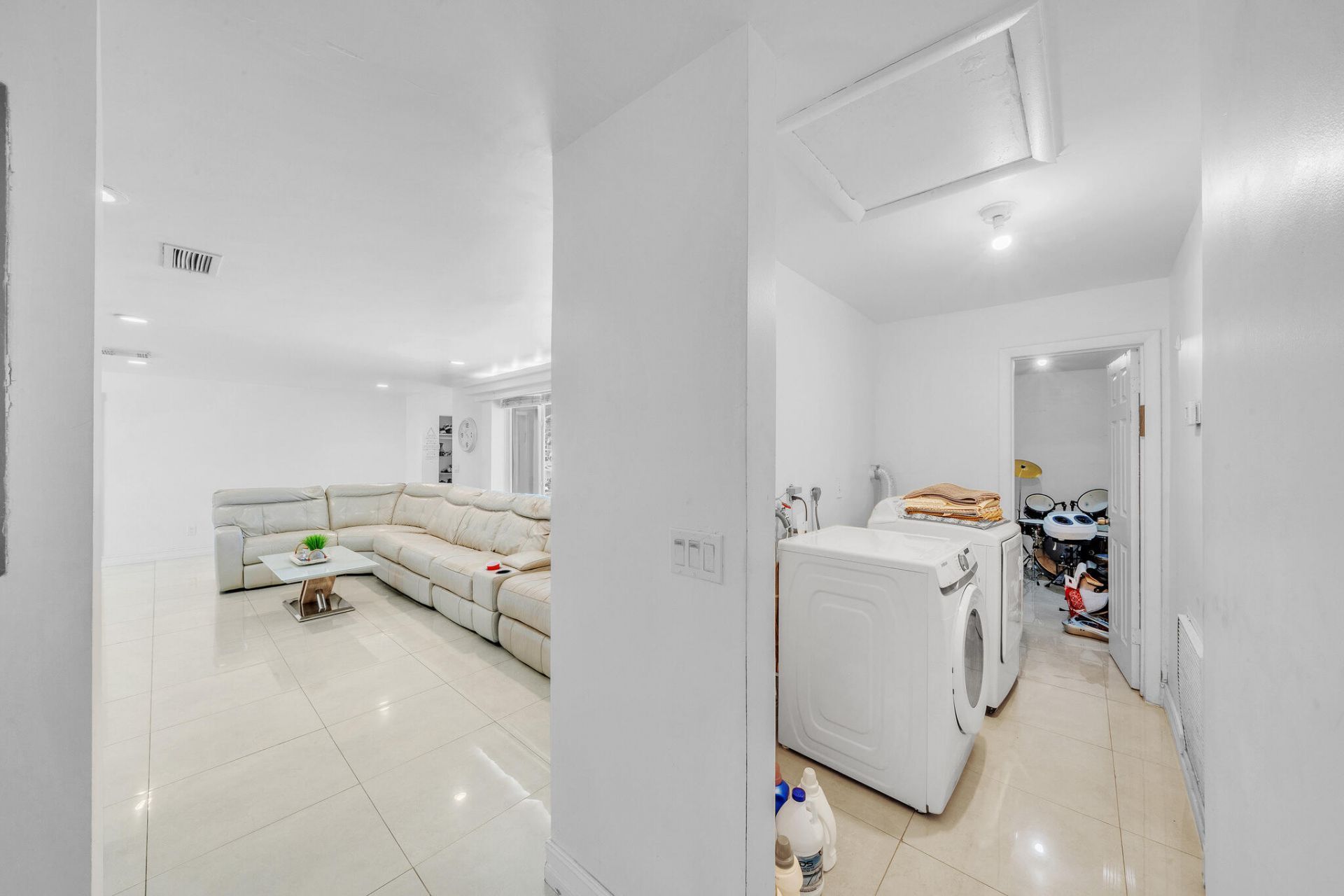 2298 NE 2nd Avenue, Boca Raton, FL 33431 Photo