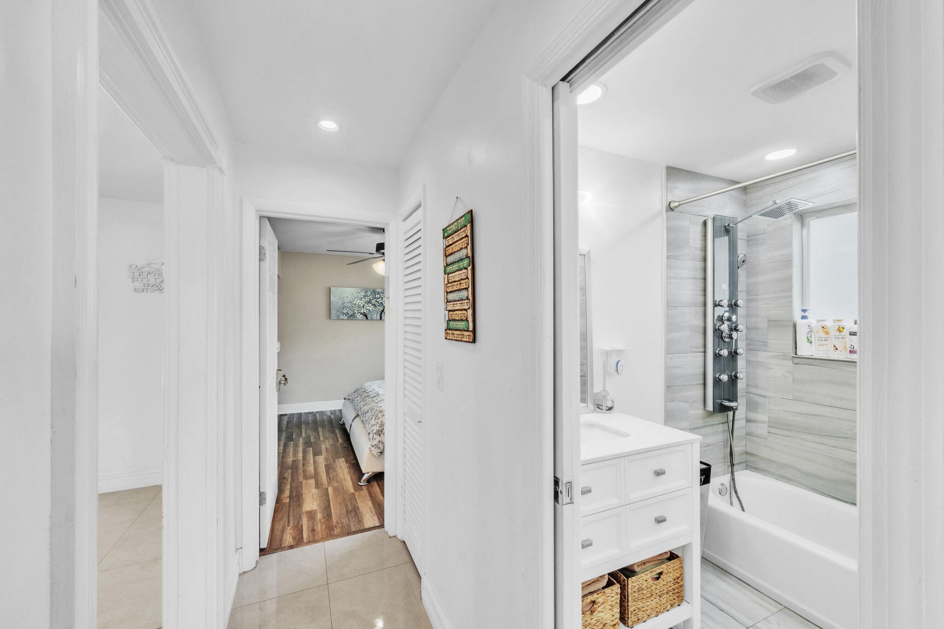 2298 NE 2nd Avenue, Boca Raton, FL 33431 Photo