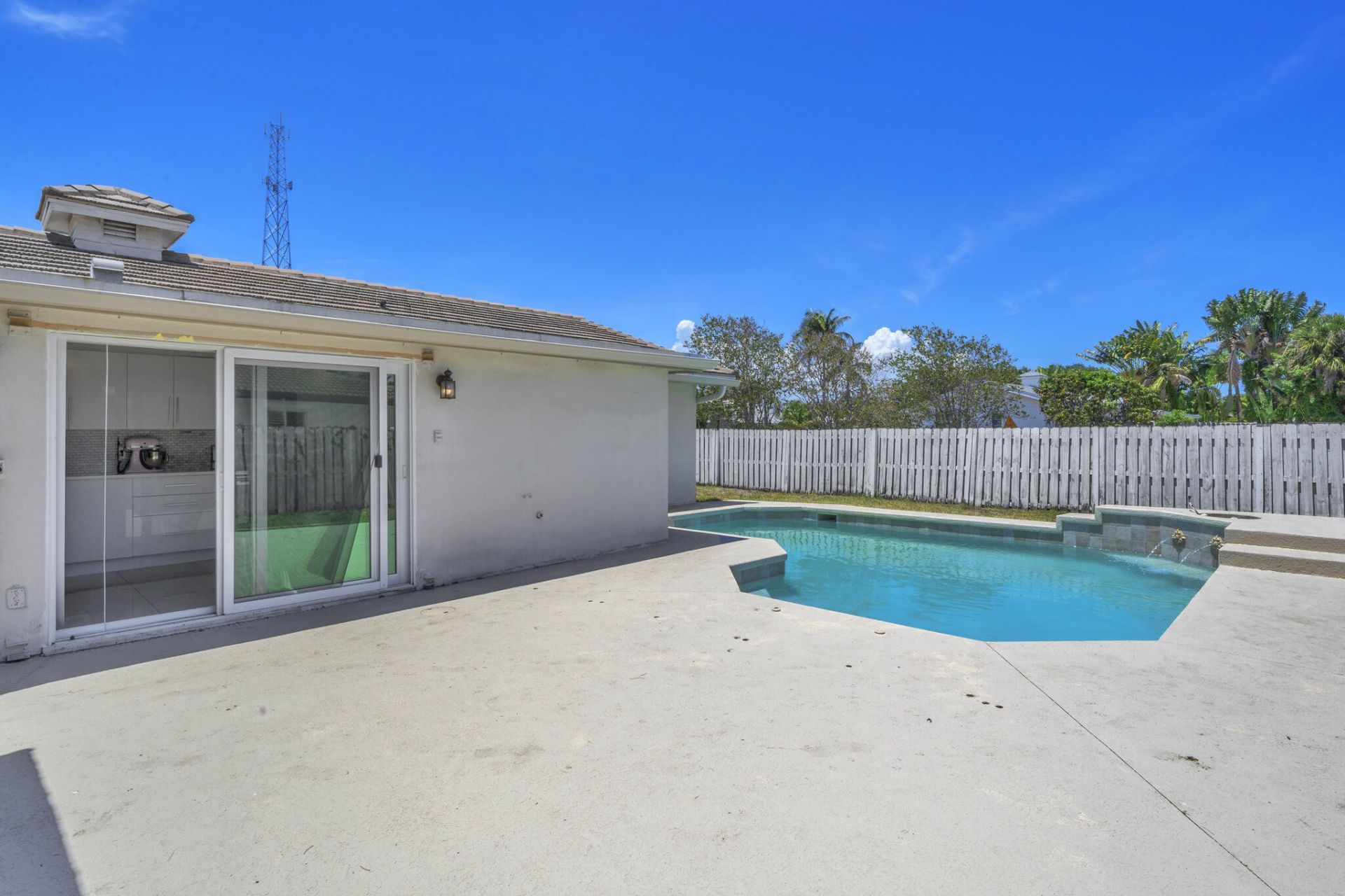 2298 NE 2nd Avenue, Boca Raton, FL 33431 Photo