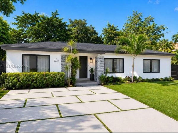 2349 NE 173rd St , North Miami Beach, FL 33160