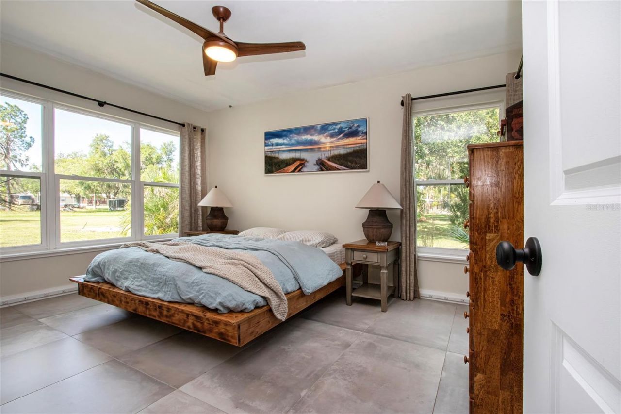 6109 Kracker Avenue , Gibsonton, FL 33534 Photo