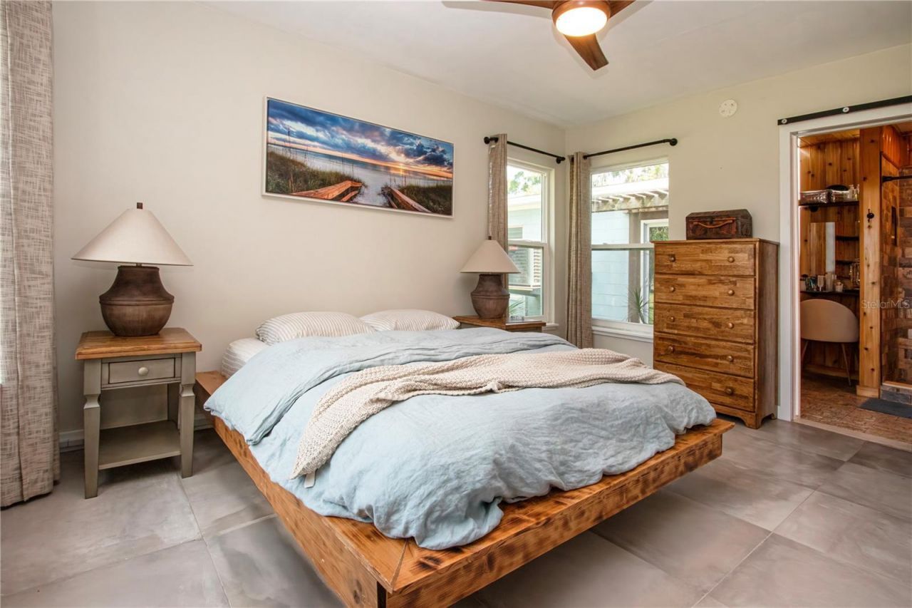 6109 Kracker Avenue , Gibsonton, FL 33534 Photo