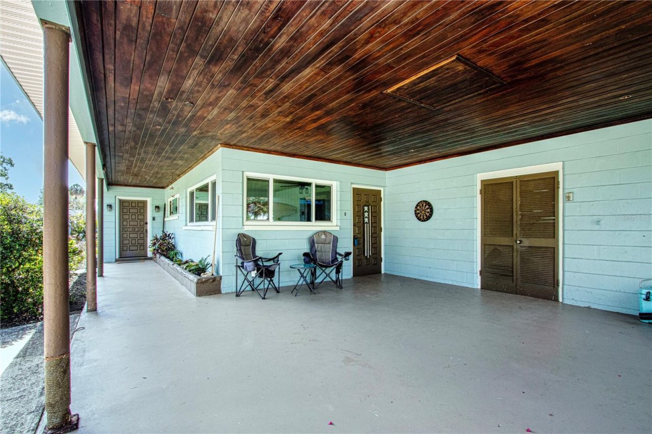 6109 Kracker Avenue , Gibsonton, FL 33534 Photo